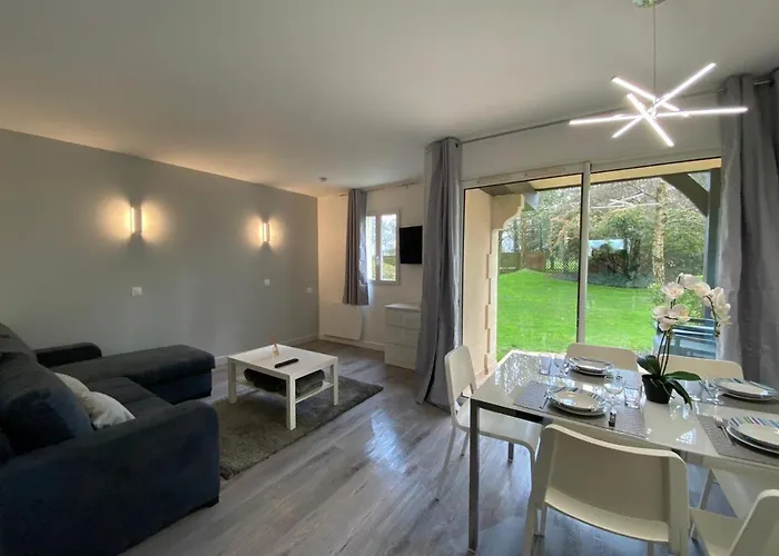 La Résidence De L Orée Du Golf De Hotel *