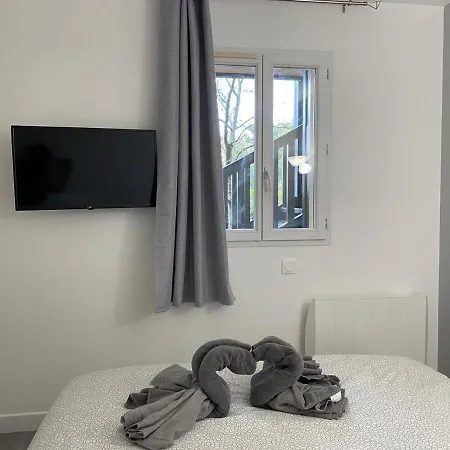 فندق La De L Oree Du Golf De